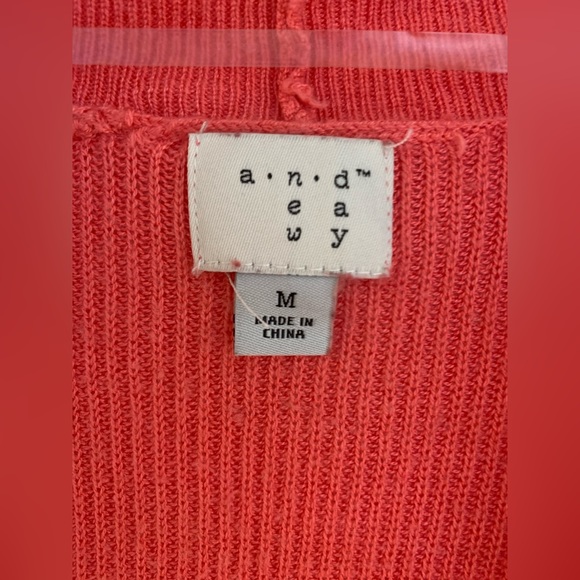 Coral open cardigan. Size Medium. Like new condition. - Picture 7 of 8